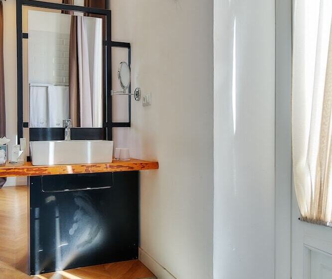 Superior Room with Terrace, Arrey Alella