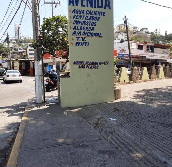 스탠다드 싱글 룸, Avenida
