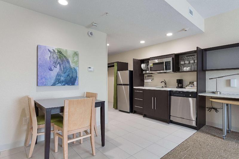 Люкс Кровать Кинг, Home2 Suites By Hilton Dallas Grand Prairie