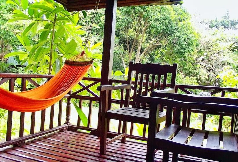 스탠다드 방갈로, Koh Tao Royal Resort