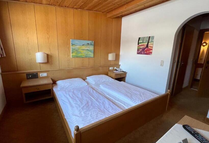 스탠다드 룸, The Alpine Palace New Balance Luxus Resort