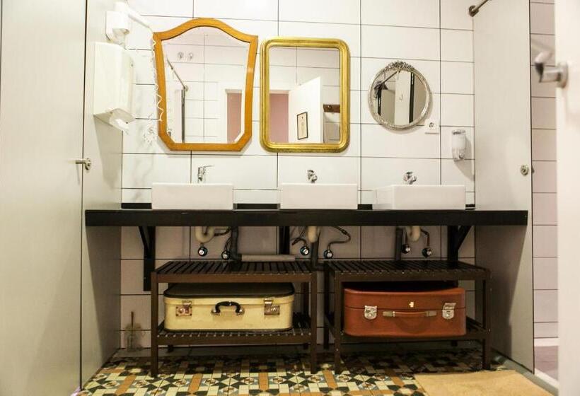 Семейный Номер, Pars Tailor S Hostel