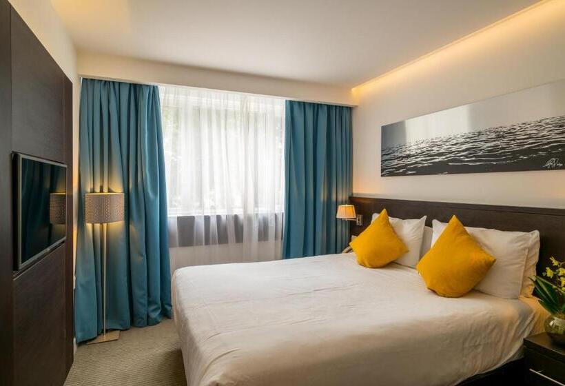Номер Стандарт, Pelican London Hotel And Residence