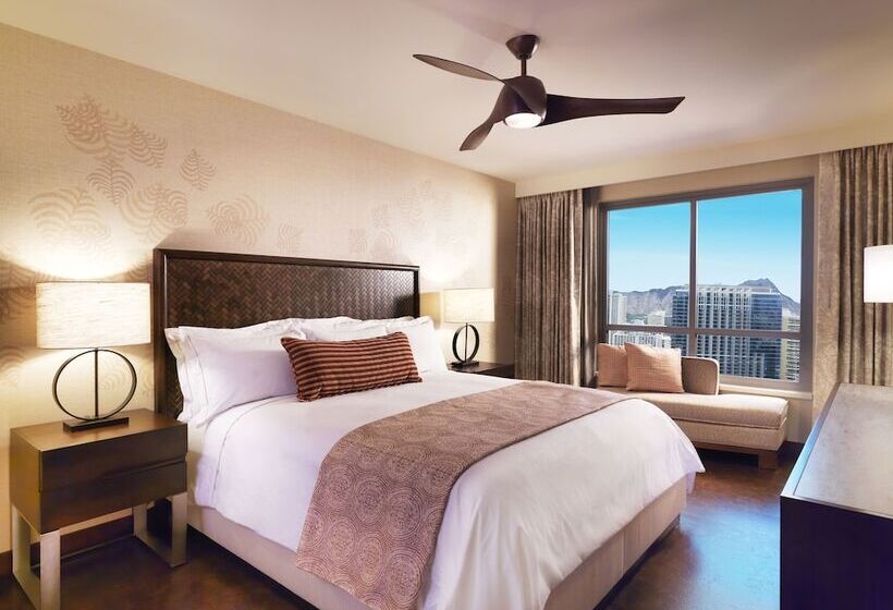 스위트 킹사이즈 침대, Hilton Grand Vac Club The Grand Islander Waikiki Honolulu