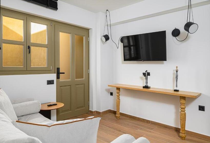 سوییت, Casa Di Gaga Luxury Suites
