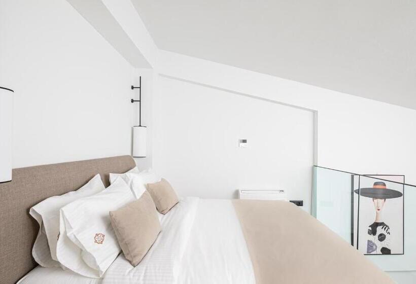 سوییت سوپریور, Casa Di Gaga Luxury Suites