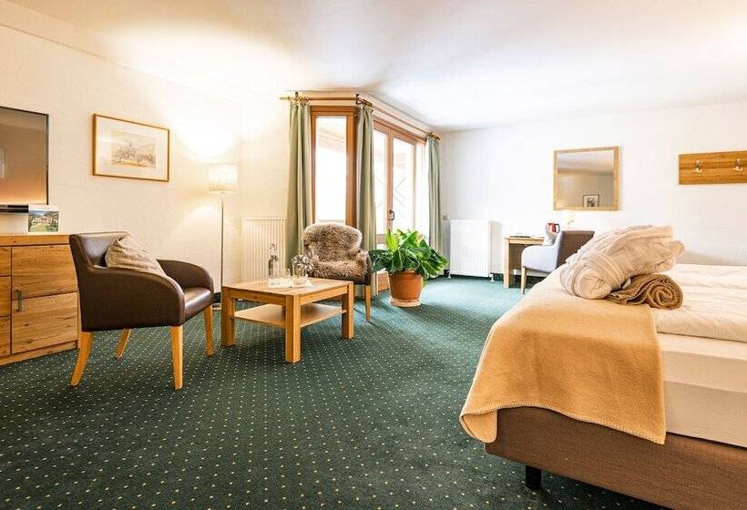 Номер Superior, Das Gastein   Ganzjährig Inklusive Alpentherme Gastein & Sommersaison Inklusive Gasteiner Bergbahnen