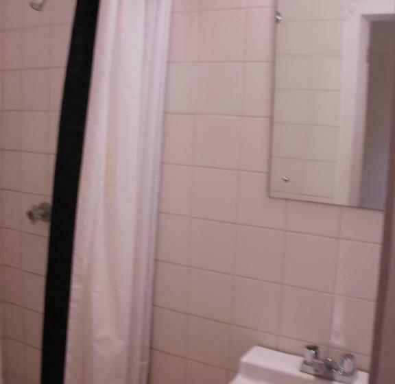 اتاق استاندارد با تخت بزرگ, Pineapple Court