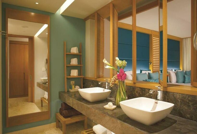 Полулюкс Боковой Вид на Море, Dreams Playa Mujeres Golf & Spa Resort   All Inclusive