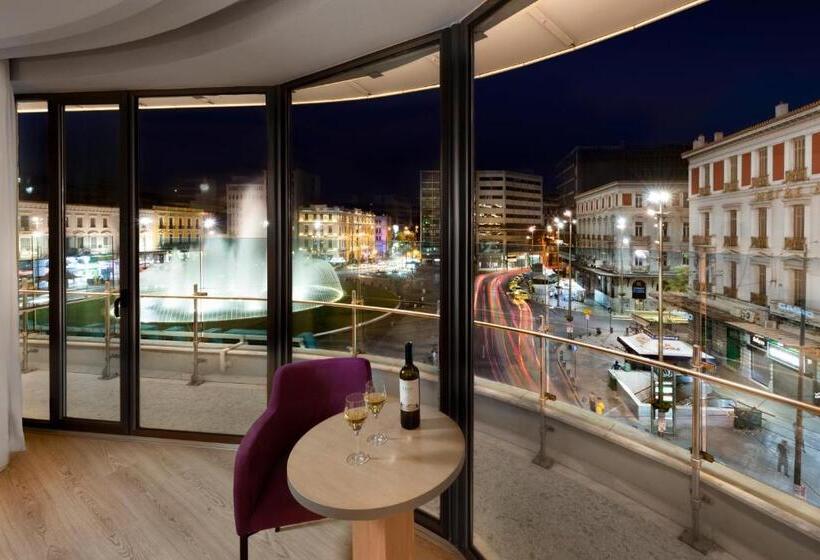 سوئیت با چشم‌انداز, Athens Tiare By Mage Hotels