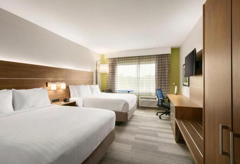 Номер Стандартный Кровать Куин, Holiday Inn Express & Suites Salisbury, An Ihg
