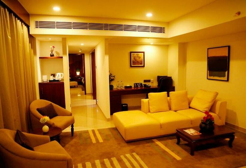 로얄 스위트, The Raviz Calicut