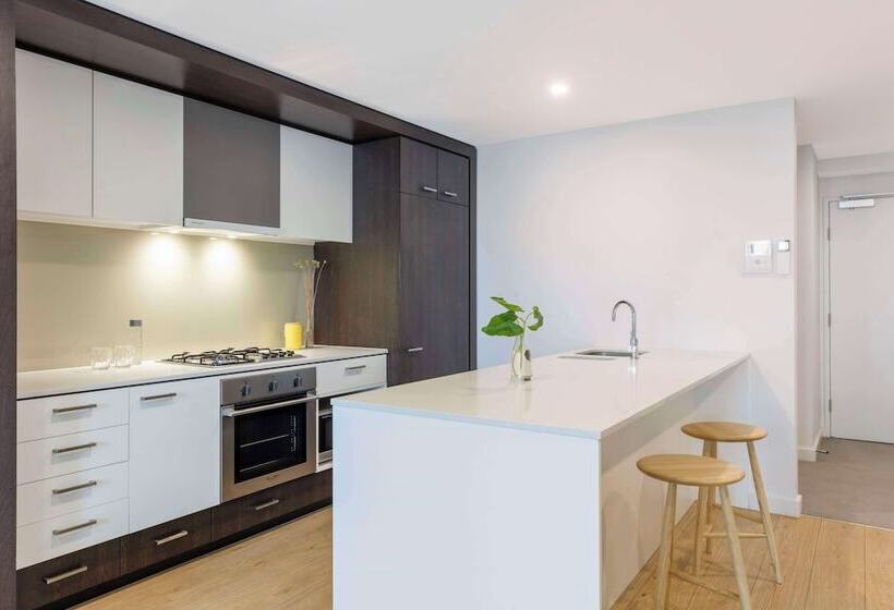 آپارتمان مدیریتی 2 خوابه, Oaks Melbourne Southbank Suites