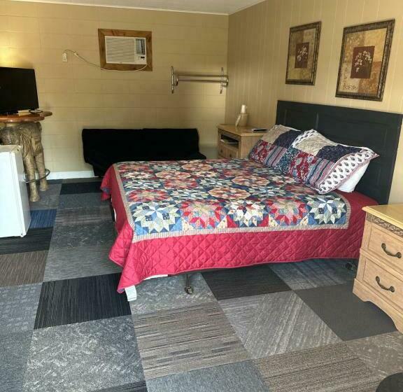 Стандартный Номер Кровать Кинг, Sportsman S Lodge