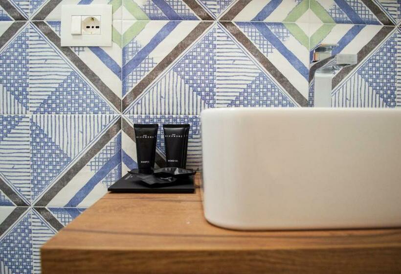 Люкс Кровать Кинг, Aquamaris Design Suite & Spa