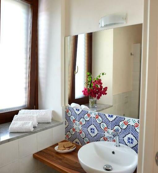 Junior Suite with Balcony, Sopra Le Mura