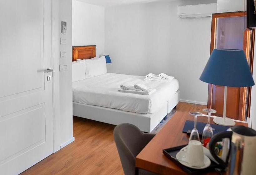 Superior Room Sea View, Sopra Le Mura
