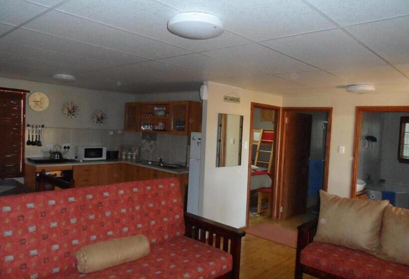 Семейный Номер, A Cherry Lane Self Catering And B&b