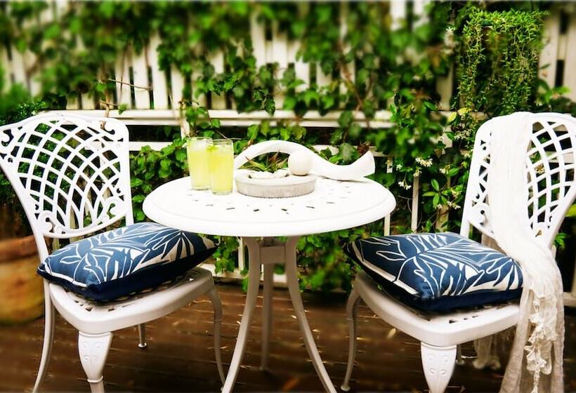 Номер Deluxe Кровать Кинг, Roseroc Boutique Guest House