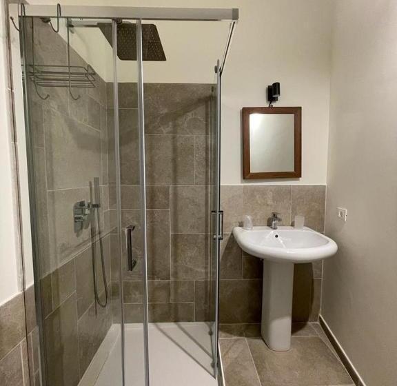 اتاق استاندارد, Baroon   Bistrot & B&b