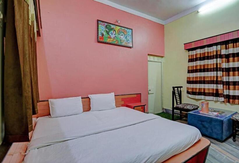 Трехместный Номер Классика, Oyo Hotel Ram Ji Vatika