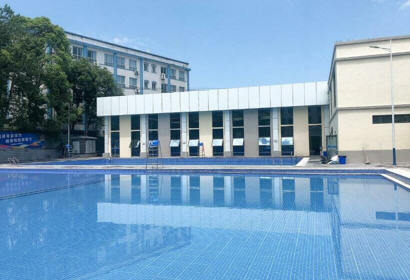 Номер Deluxe, Chongqing Jianfeng