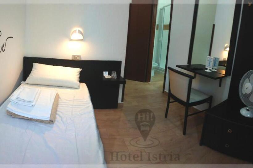 اتاق استاندارد یک نفره, Istria