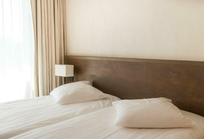 Номер Стандарт, La Gree Des Landes   Eco Hotel Spa Yves Rocher