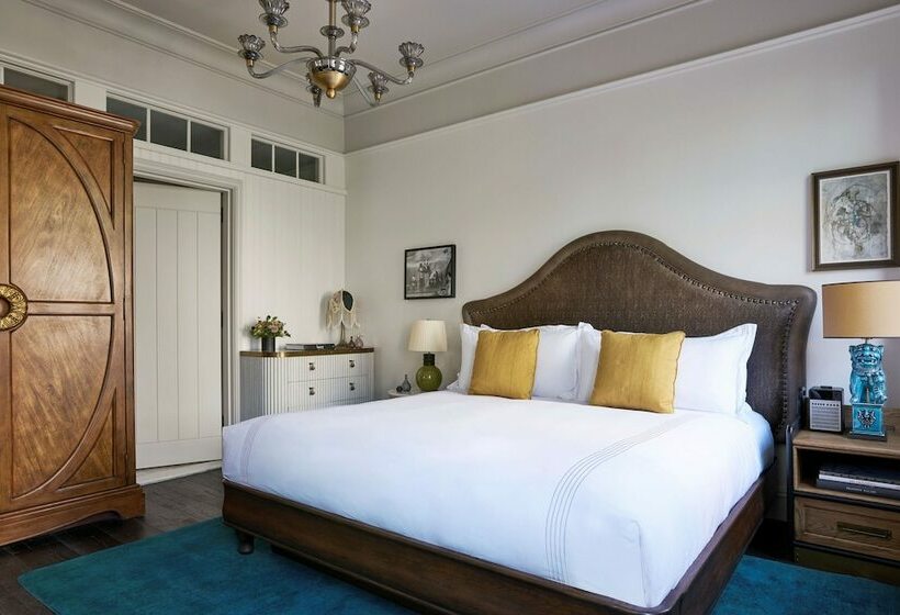 اتاق لوکس با تخت بزرگ, The Beekman, A Thompson Hotel, By Hyatt