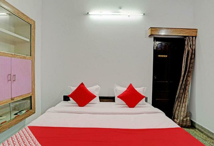 Трехместный Номер Классика, Shivansh Paying Guest House