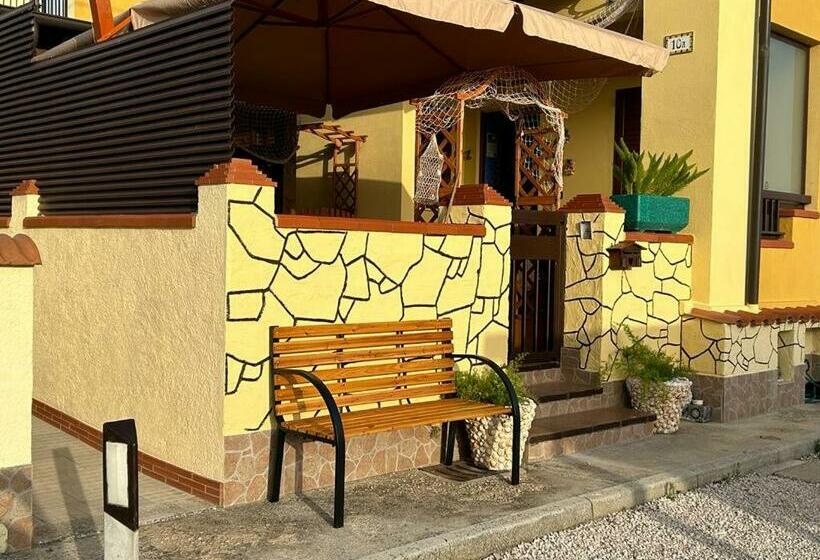 스탠다드 발코니 룸, Triangolo Delle Bermuda B&b
