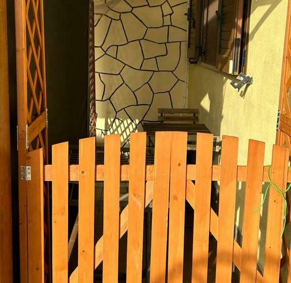 패밀리 룸, Triangolo Delle Bermuda B&b
