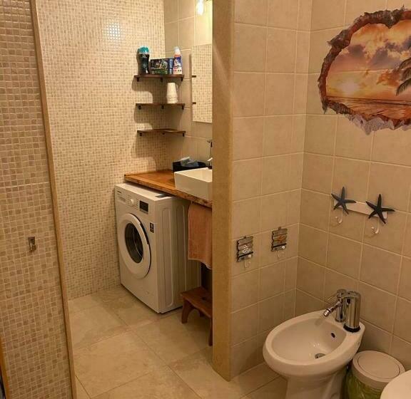 패밀리 룸, Triangolo Delle Bermuda B&b