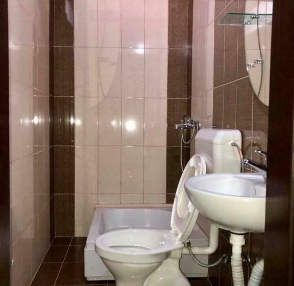 اتاق خانوادگی, Struga Rooms/dhoma/sobi