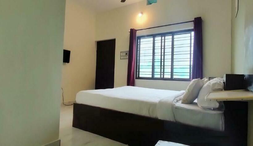 豪华房间, Lucky Inn Coorg
