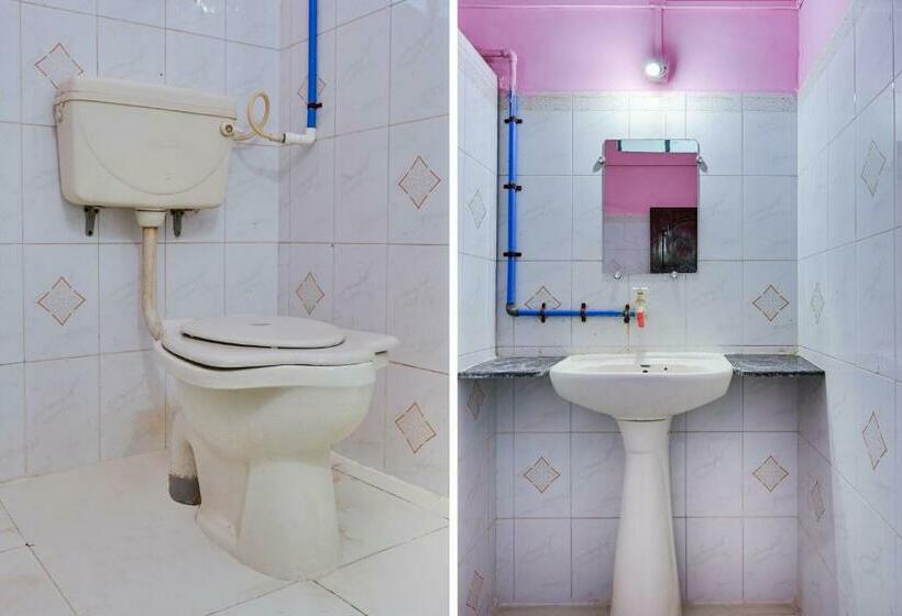 Трехместный Номер Классика, Spot On Shree Renuka Residency Lodge