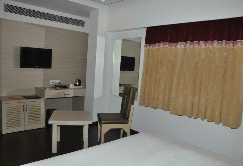 اتاق سوپریور با تخت بزرگ, B S Plaza