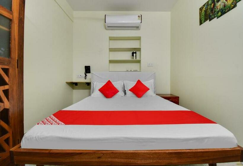 Трехместный Номер Классика, Oyo Flagship Hotel Azad Inn