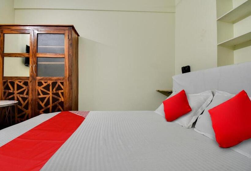 Трехместный Номер Классика, Oyo Flagship Hotel Azad Inn