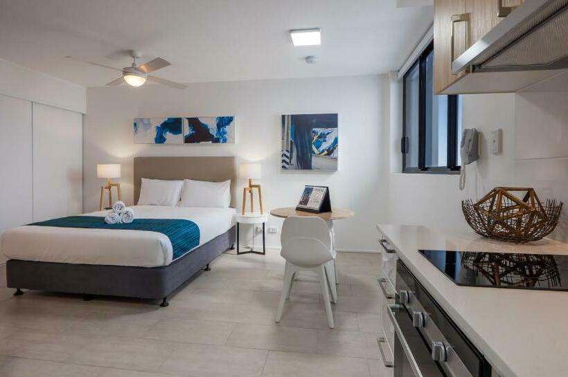 Escritório Estándar, Annexe Apartments