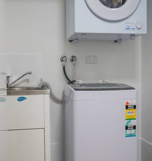 Apartamento 1 Dormitório com Sacada, Annexe Apartments