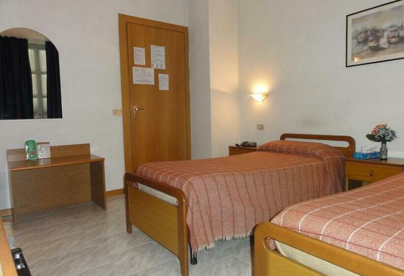 Номер Стандарт, Albergo Ristorante Grigna