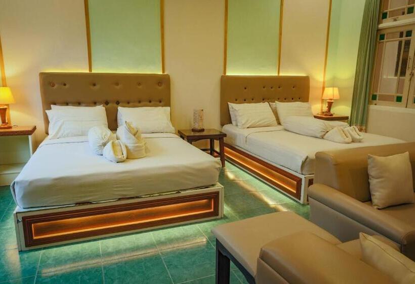 Номер Deluxe, Family Hotel Gradia 2