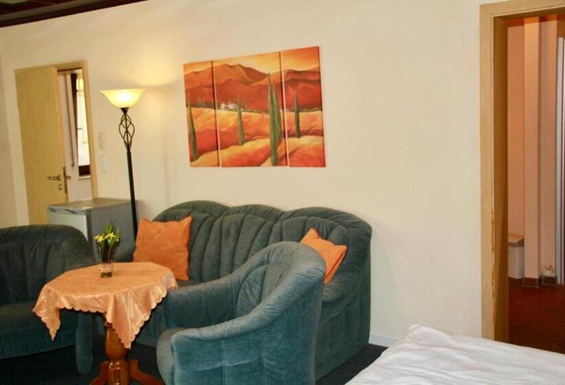 Апартаменты 1 Спальня Нижний Этаж, Krabatresidenz   Apartmenthaus