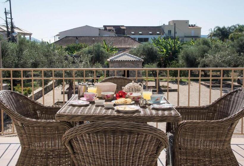 Президентский Люкс, Zoe Seaside Resort