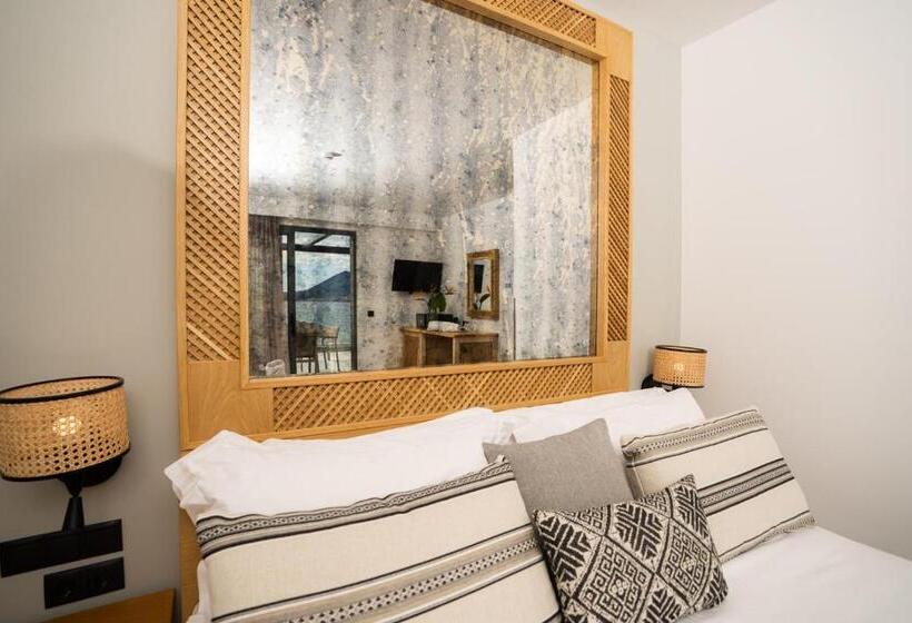 Номер Deluxe Вид на Море с Балконом, Zoe Seaside Resort