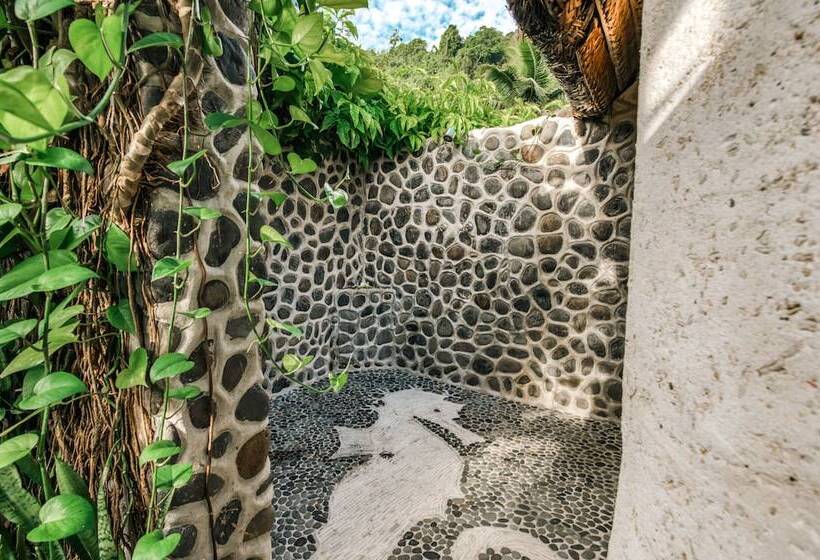 بانگلوی استاندارد با چشم‌انداز دریا, Matangi Private Island Resort