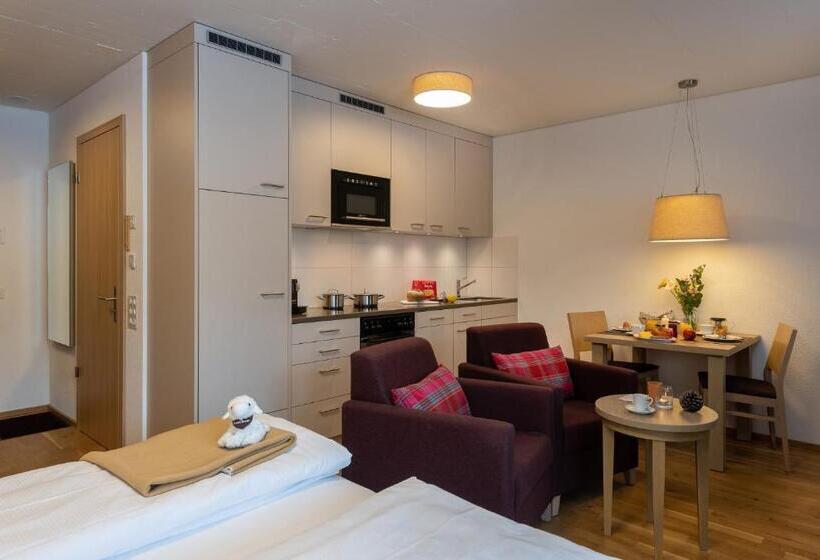 Люкс, Pradas Resort Brigels