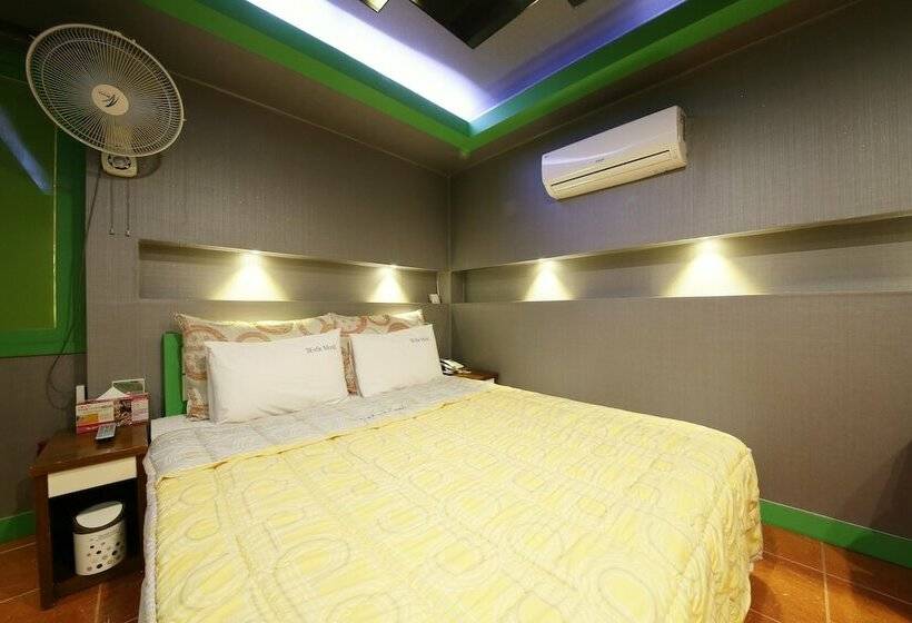Номер Стандарт, Sense Motel