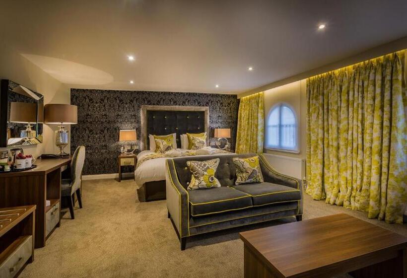 سوییت لوکس, The Golden Lion Hotel, St Ives, Cambridgeshire